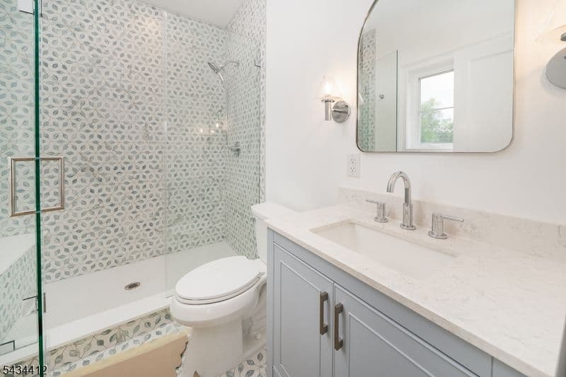 14 Holmes Oval, New Providence Boro, Union photo 5