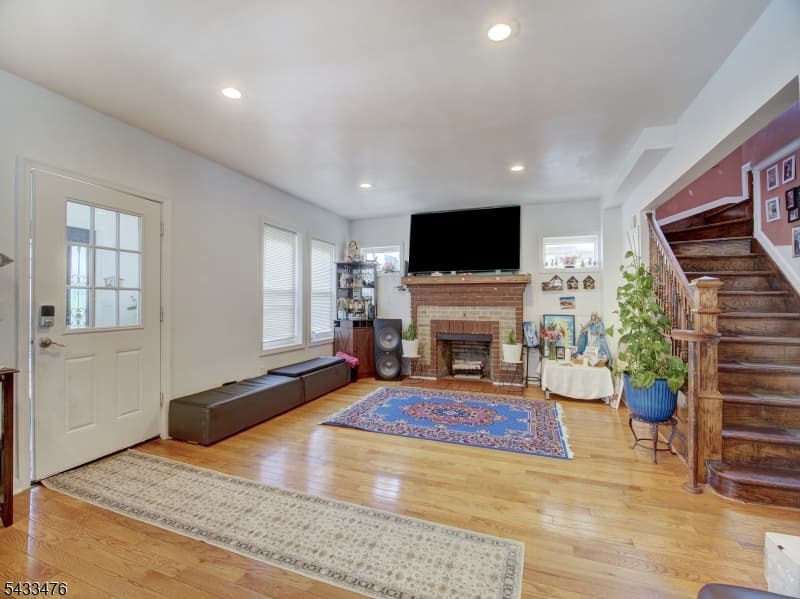 408-410 Elmora Ave, Elizabeth City, Union photo 5