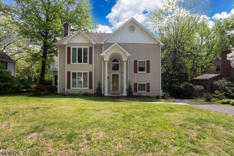 820 E Broad St, Westfield Town, Union