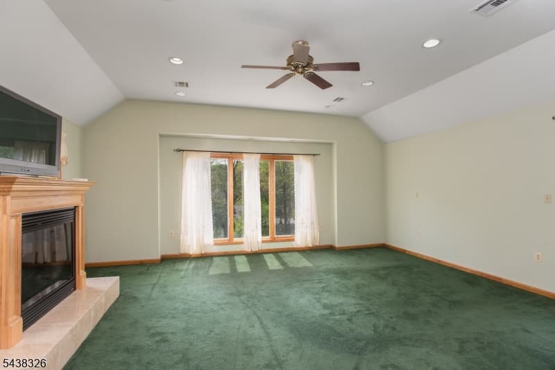 820 E Broad St, Westfield Town, Union photo 11