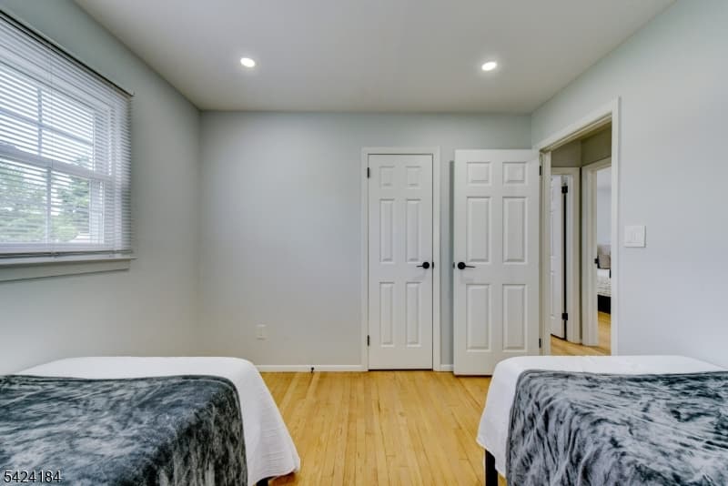 305 Buttfield Dr, Plainfield City, Union photo 23
