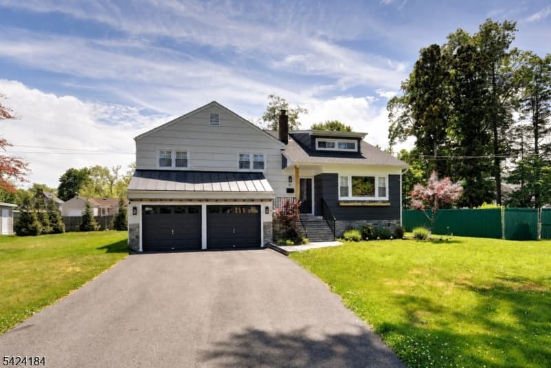 305 Buttfield Dr, Plainfield City, Union photo 4