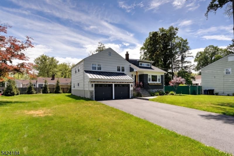 305 Buttfield Dr, Plainfield City, Union photo 5