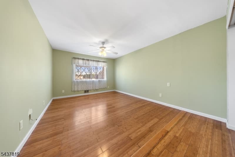 1190 W St Georges Ave, Linden City, Union photo 15