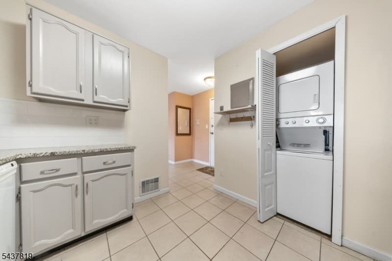 1190 W St Georges Ave, Linden City, Union photo 19