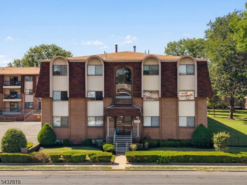 1190 W St Georges Ave, Linden City, Union photo 2