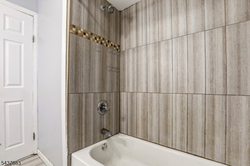 712 Sheridan Ave, Roselle Boro, Union photo 12