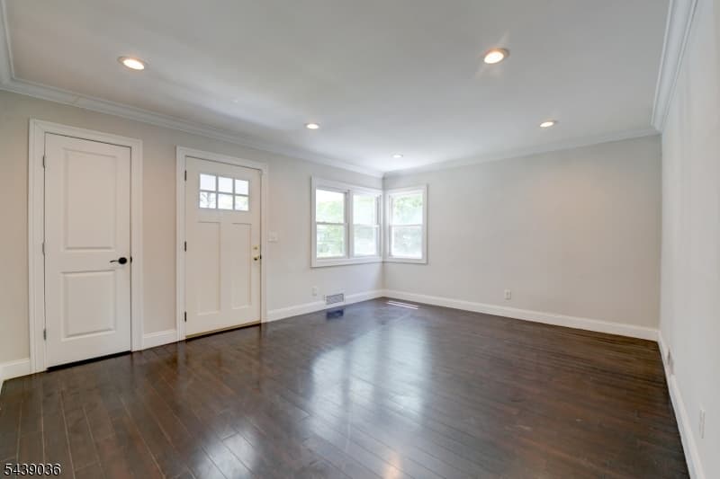 1156 Gruber Ave, Union Twp., Union photo 6