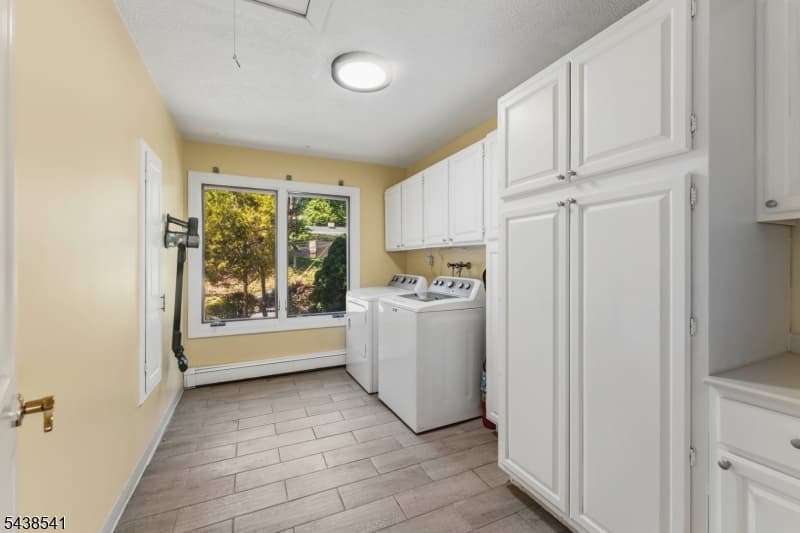 486 Summit Rd, Mountainside Boro, Union photo 24