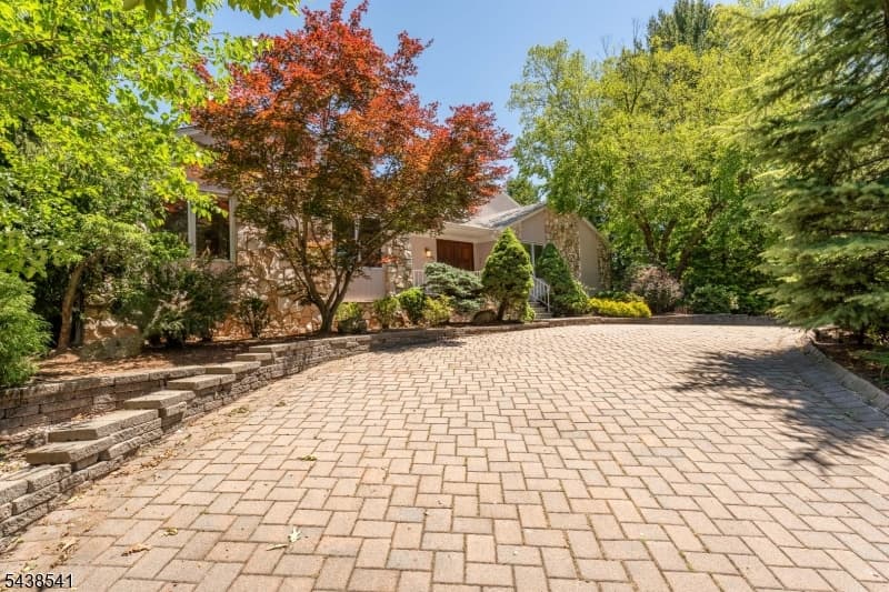 486 Summit Rd, Mountainside Boro, Union photo 42