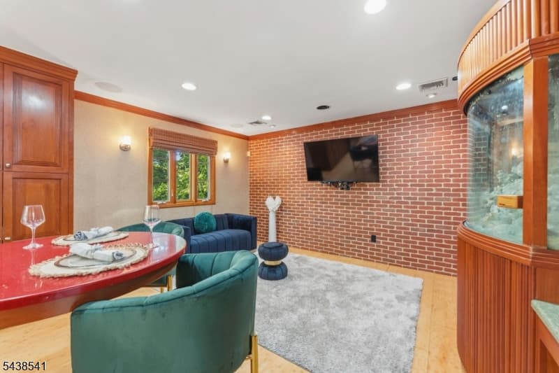 486 Summit Rd, Mountainside Boro, Union photo 8