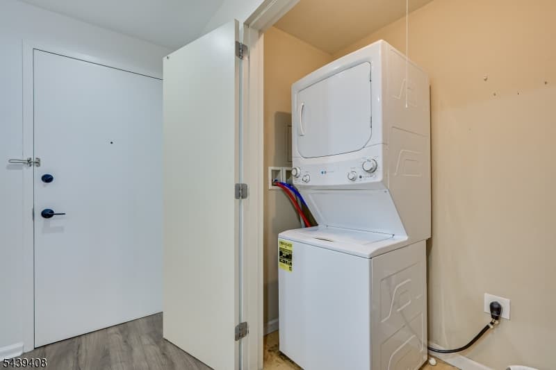 1 Carriage City Plz, Rahway City, Union photo 14