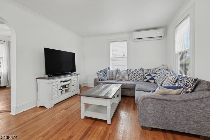 1312 Dewitt Ter, Linden City, Union photo 5
