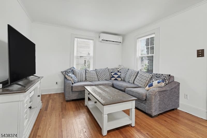 1312 Dewitt Ter, Linden City, Union photo 6