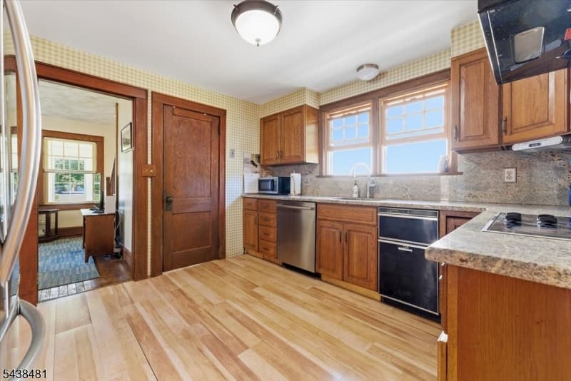 2104 Westfield Ave, Scotch Plains Twp., Union photo 20