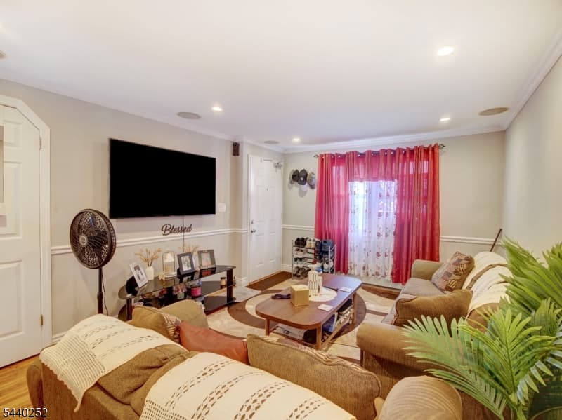 20 A Carolyn Terrace, Roselle Boro, Union photo 2