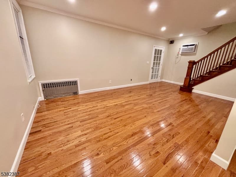 264 Walters St, Rahway City, Union photo 4