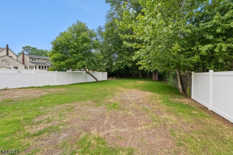 941 Lincoln Ave E, Cranford Twp., Union photo 48
