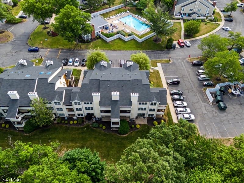 111 Country Club-10, Union Twp., Union photo 27