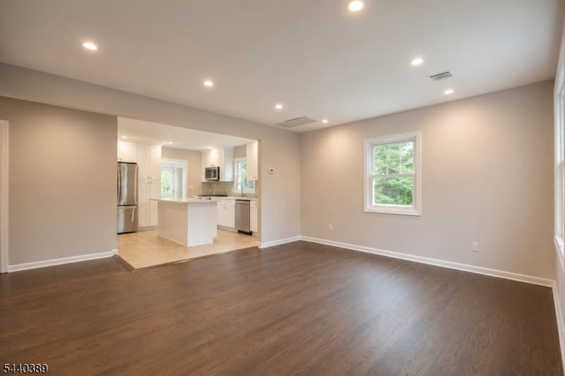 345 2Nd Ave, Garwood Boro photo 11