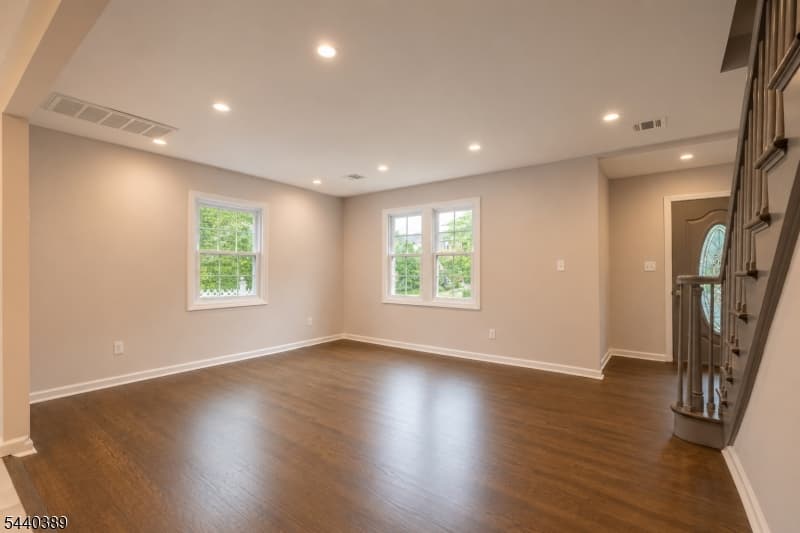 345 2Nd Ave, Garwood Boro photo 12