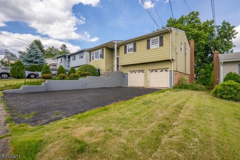 2037 Tampa Ter, Union Twp., Union photo 2