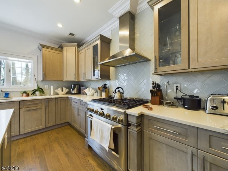 301 Garrett Rd, Mountainside Boro, Union photo 11