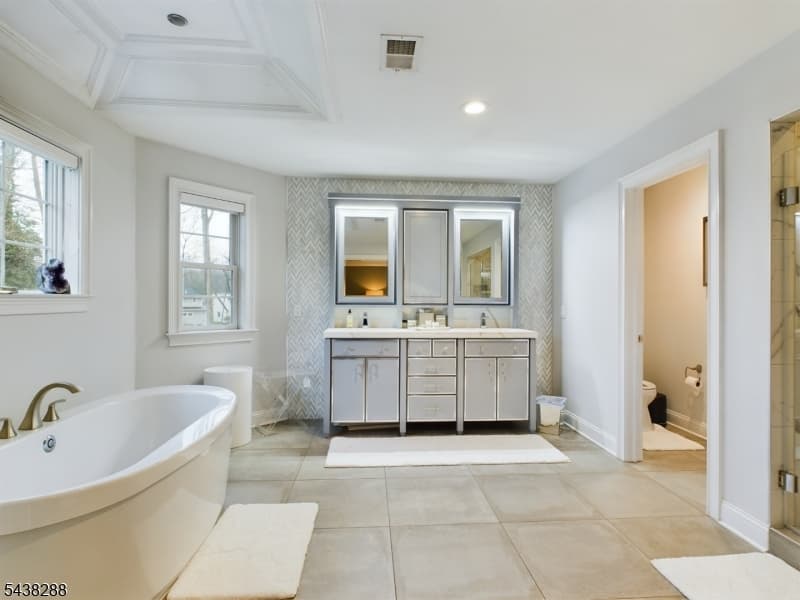 301 Garrett Rd, Mountainside Boro, Union photo 21