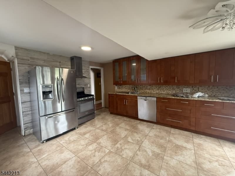 211 Bradford Ave, Linden City, Union photo 9