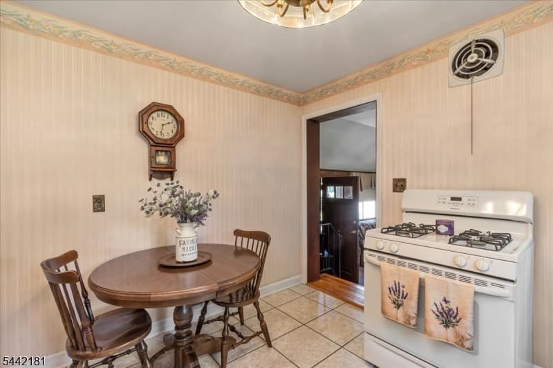 374 South Ave, Fanwood Boro, Union photo 23