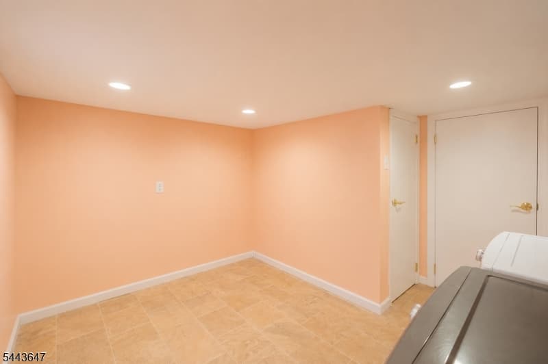 442 W Scott Ave, Rahway City, Union photo 20