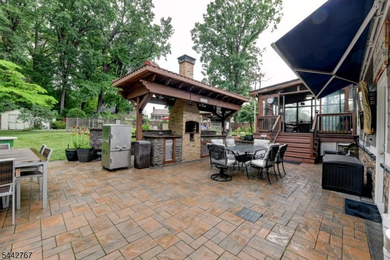 835 Colonial Arms Rd, Union Twp., Union photo 25