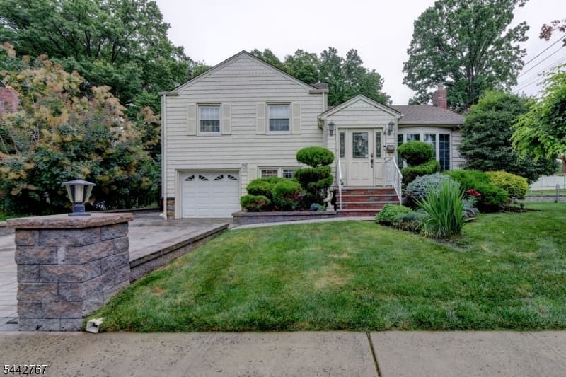 835 Colonial Arms Rd, Union Twp., Union photo 37