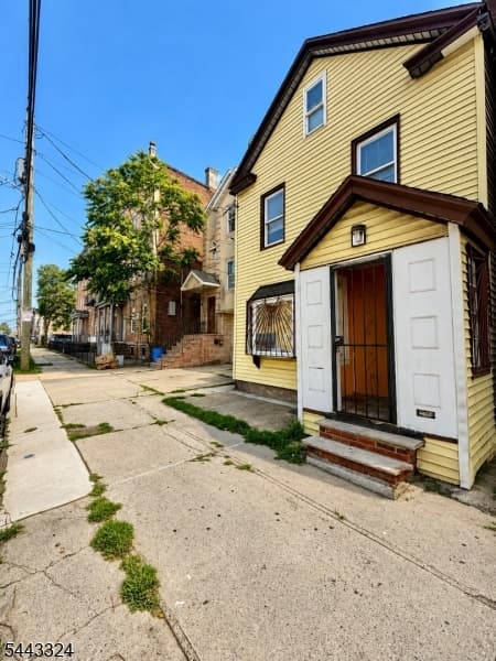 552 E Jersey St, Elizabeth City, Union