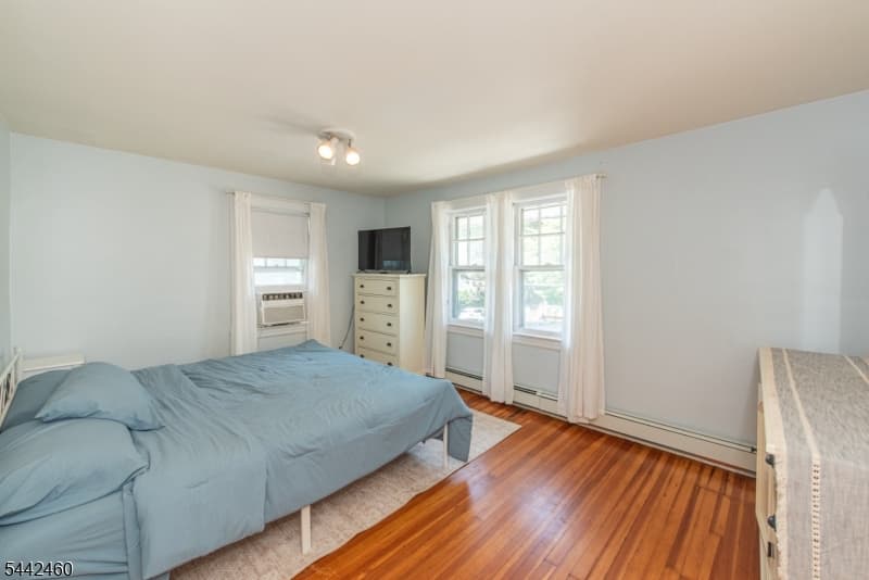 975 Maurice Ave, Rahway City, Union photo 14