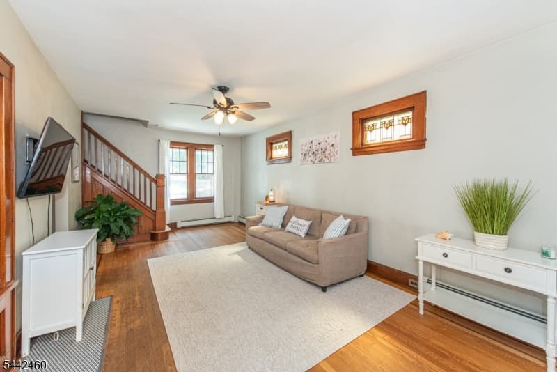 975 Maurice Ave, Rahway City, Union photo 3