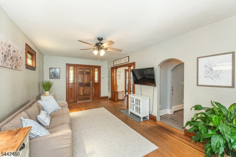 975 Maurice Ave, Rahway City, Union photo 4