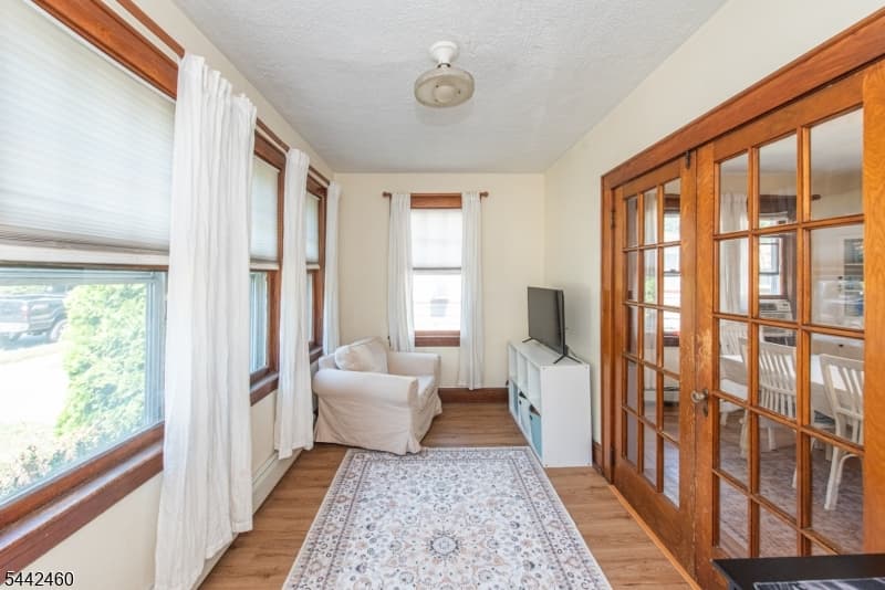 975 Maurice Ave, Rahway City, Union photo 8