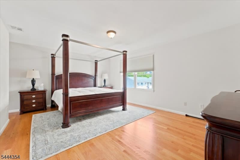 580 Center St, Kenilworth Boro, Union photo 20