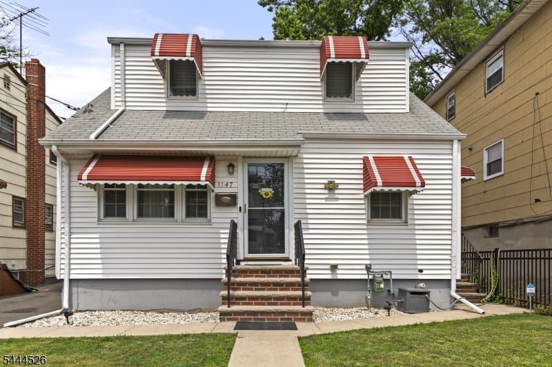 1147 Passaic Ave, Linden City, Union