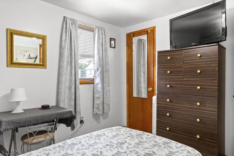 1147 Passaic Ave, Linden City, Union photo 24