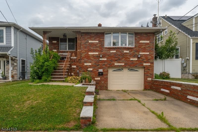 606 Knopf St, Linden City, Union
