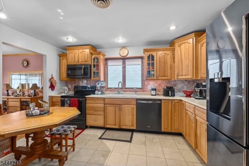 606 Knopf St, Linden City, Union photo 7