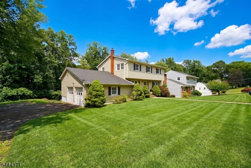 378 FOREST HILL WAY, Mountainside Boro, Union photo 3