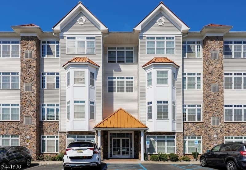 104 E Elizabeth Ave, Linden City, Union