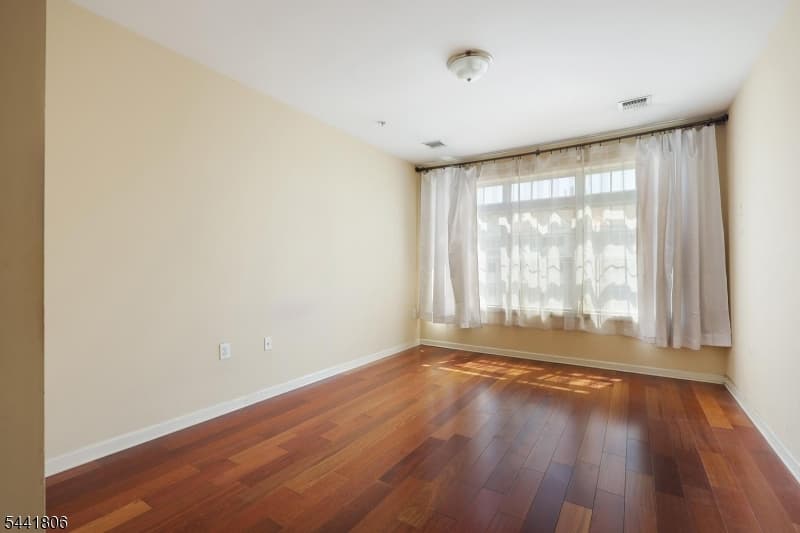 104 E Elizabeth Ave, Linden City, Union photo 9