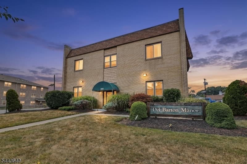 300 W Munsell Ave Cc5, Linden City, Union