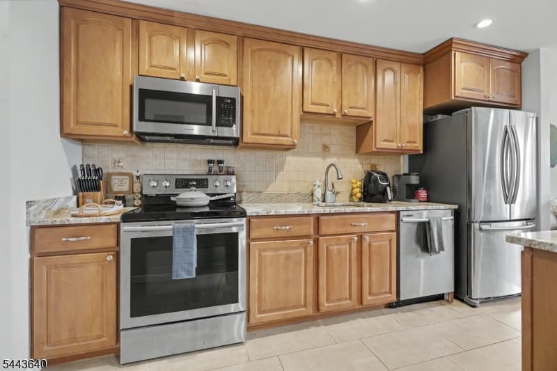 300 W Munsell Ave Cc5, Linden City, Union photo 12