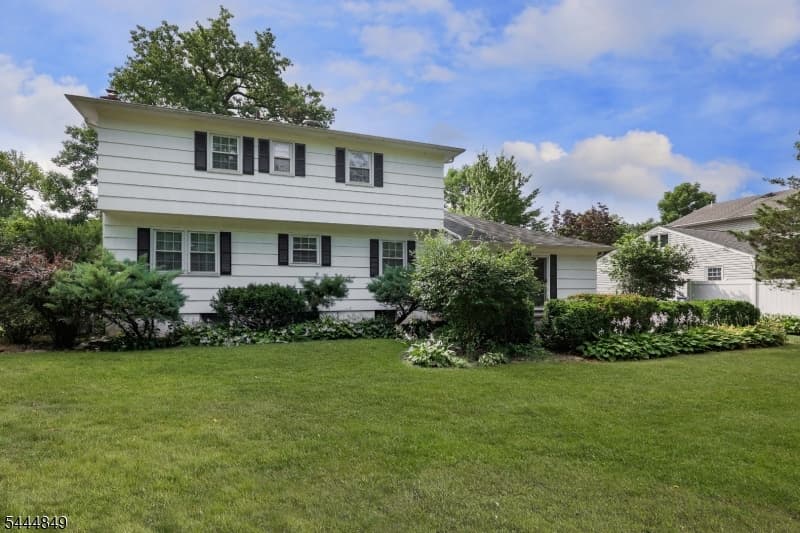 39 Saint Germain Dr, Clark Twp., Union photo 32