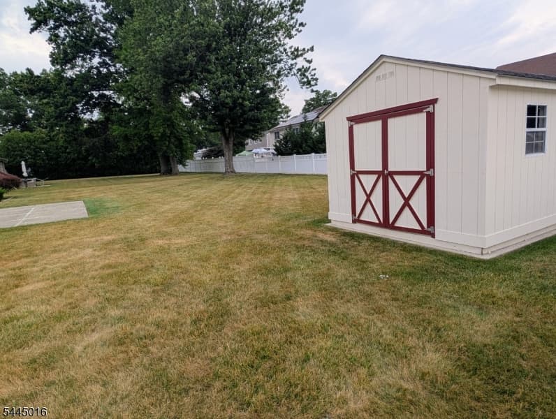 116 Stonehenge Ter, Clark Twp., Union photo 28